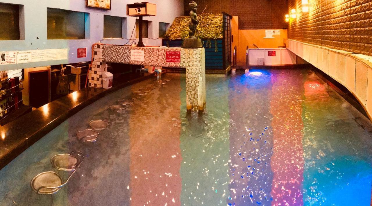 Hotel Shwe Gone Daing, Янгон Экстерьер фото