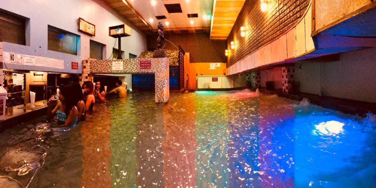Hotel Shwe Gone Daing, Янгон Экстерьер фото